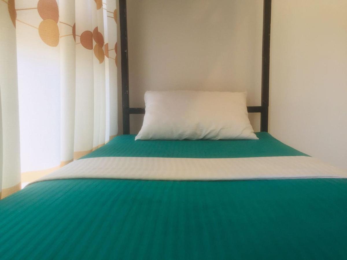 One More Night Hostel Σιγκιρίγια Εξωτερικό φωτογραφία